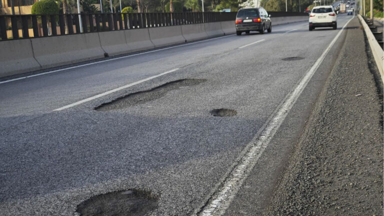 19aa1d39488001458e26fcce897e93f0-1