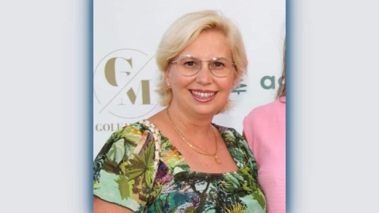 5e20b7de3f096365f7e273a185f2f0b3