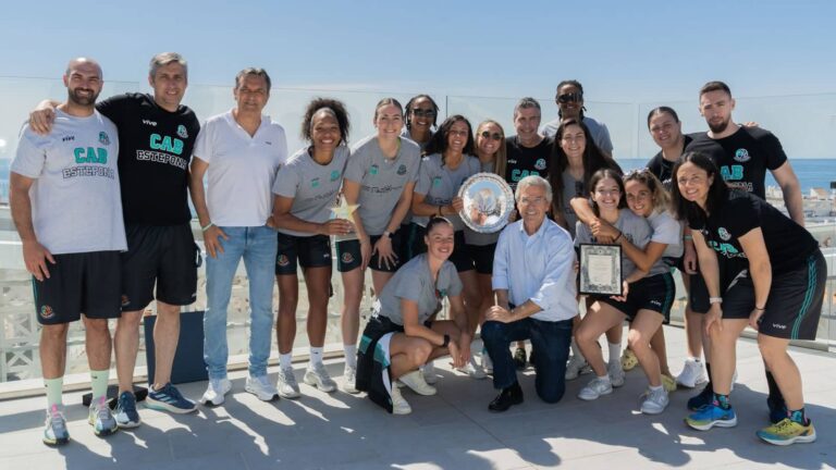 Estepona’s Mayor Welcomes CAB Estepona Women’s Team Following Elite Basketball League Promotion