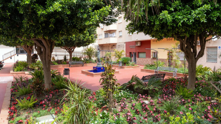 8714e5d0f6618b3b516c3ba75696984a