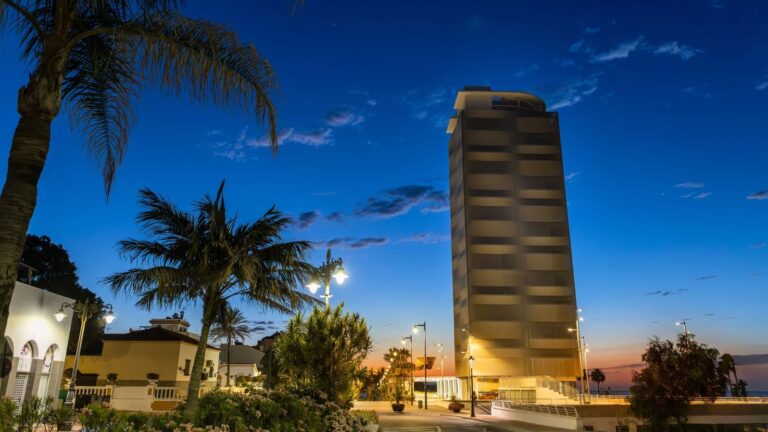 c7d1c7f2e0628eb72cbfc2f4cbb83d4a