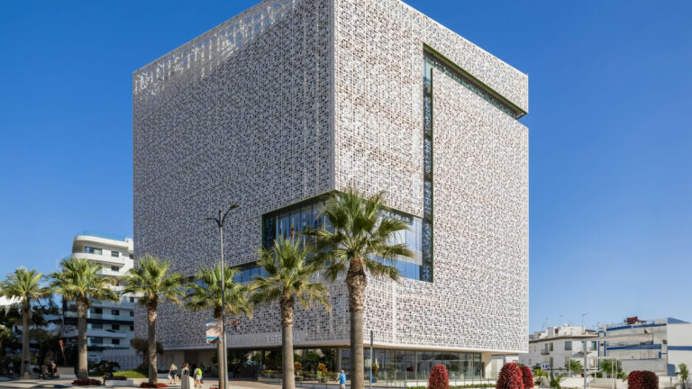 Estepona City Council breaks records with historic economic surplus